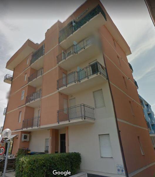 Appartamento Vista Mare Misano Adriatico Exterior foto